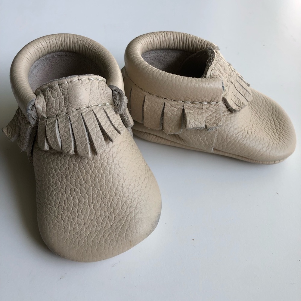 Freshly picked moccasins-premium leather, neutral